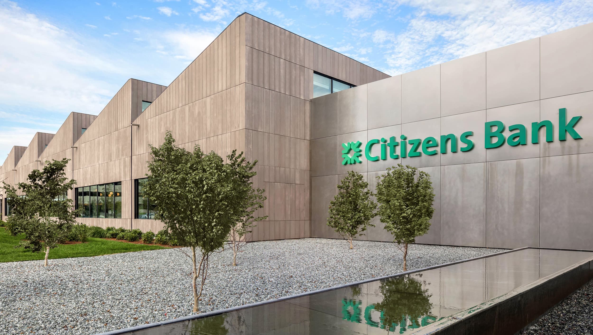 Citizens Bank Review 2025 